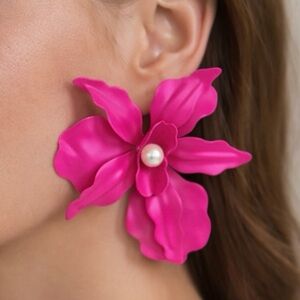Botanical Floral Earrings with Pearls